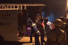 Người phụ nữ chết bí ẩn trong nhà vệ sinh nghi bị sát hại