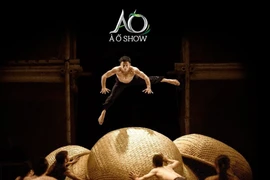 "Á Ố Show" chinh phục khán giả quốc tế