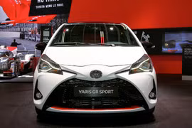 Toyota Yaris GS Sport 2019 trình làng tại Paris