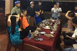 Công an vây quán nhậu, giải cứu người phụ nữ bị giang hồ 'bắt cóc'