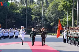 Tổng Tư lệnh Quân đội Hoàng gia Campuchia thăm chính thức Việt Nam