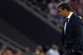 Real sa thải Lopetegui, Solari tạm thời ngồi ghế nóng