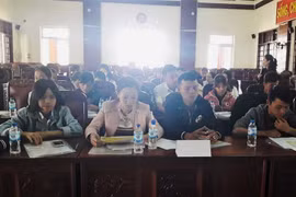 Huấn luyện tình nguyện viên lễ hội hoa dã quỳ-núi lửa Chư Đăng Ya