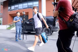 HLV Park Hang-seo loại Minh Vương trong đêm đầu tiên về Việt Nam