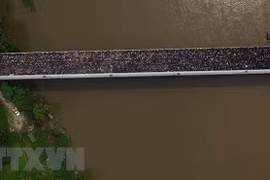 Quân đội Mỹ sẵn sàng chuyển trang thiết bị tới biên giới phía Bắc