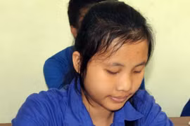 Cảm động chuyện"không gục ngã"của NS học giỏi mắc chứng bệnh lao khớp háng