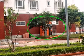 Sơ tán 1.000 người dân, gỡ 10 thỏi nghi chất nổ ở cây ATM