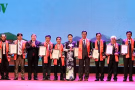 Tôn vinh 63 nông dân Việt Nam xuất sắc năm 2018