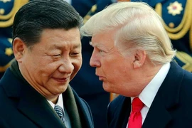 Chấn động liên tiếp, nước Mỹ u ám: Donald Trump nhận đau thương