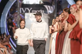 IVY moda Thu Đông 2018: Cuộc giao thoa giữa cổ điển châu Âu-đương đại
