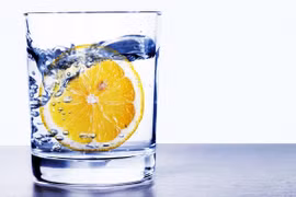 4 loại thức uống dùng vào buổi sáng tốt cho sức khỏe