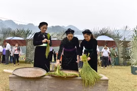 Thơm nức Lễ hội giã cốm của người Tày ở vùng cao Côn Lôn
