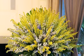 Choáng váng với bình hoa "khủng" dịp 20/10 trị giá 85 triệu đồng