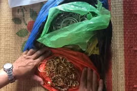 Bắt 3 nghi phạm đột nhập nhà dân trộm 200 cây vàng SJC 9999