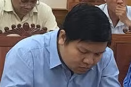 Cựu phó Giám đốc sở ở Bình Định khiếu nại việc xóa đảng tịch