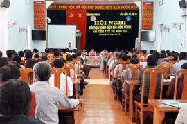 Đối thoại với nông dân về chính sách bảo hiểm