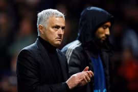 Mourinho: 'M.U còn kém xa so với Juventus'