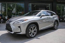 Lexus RX 350L 7 chỗ giá hơn 4 tỷ tại Việt Nam