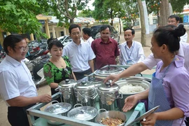 "Cơm có thịt" cho học sinh nghèo Ia Tul