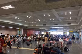 Hãng hàng không 'bay hơi' tới 100 USD cho 1 phút chậm hủy chuyến