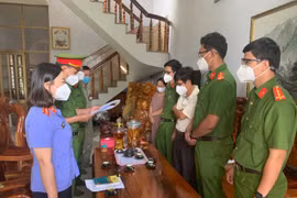 Bắt nguyên Hiệu trưởng, Phó hiệu trưởng Trường Cao đẳng nghề Bình Phước