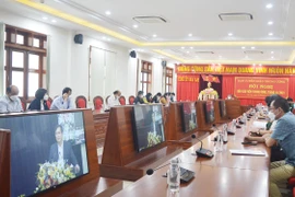 Hội nghị báo cáo viên Trung ương tháng 11