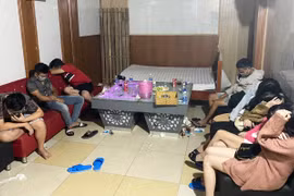 Pleiku: Xử phạt chủ cơ sở và quản lý quán karaoke Alibaba