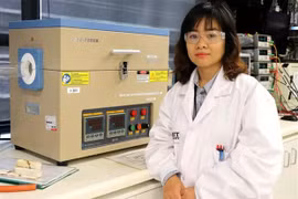 Australia vinh danh nữ tiến sỹ người Việt chế tạo vật liệu chống cháy