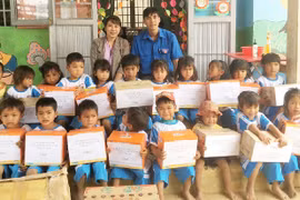 Hoàng Giang Nam gắn bó với phong trào cơ sở