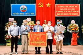 Đài Phát thanh-Truyền hình Gia Lai: Đón nhận Cờ thi đua của Chính phủ