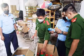 Gia Lai: Tạm giữ hơn 3.600 lít thuốc bảo vệ thực vật chứa hoạt chất cấm sử dụng