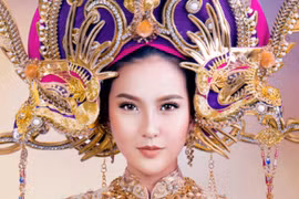 Khánh Ngân mang vẻ đẹp Nam Phương Hoàng hậu