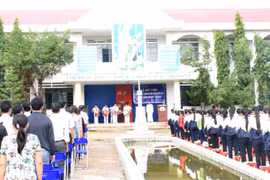 Lễ mít tinh hưởng ứng Tháng hành động Quốc gia phòng-chống HIV/AIDS