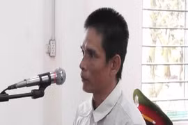 Mất nhân tính cha dượng làm con riêng của vợ có bầu