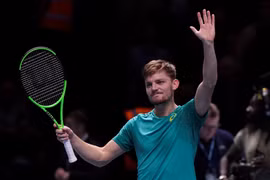 Hạ Dominic Thiem, Goffin vào bán kết ATP Finals