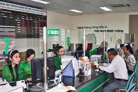 Kết thúc sở hữu chéo tại 2 TCTD, Vietcombank thu về 342 tỷ đồng