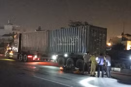 Bình Dương: Va chạm liên hoàn, 4 người thương vong