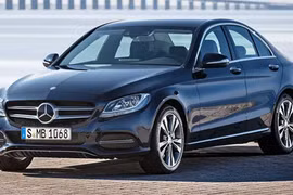Mercedes C-class bản nâng cấp thiết kế đèn pha mới