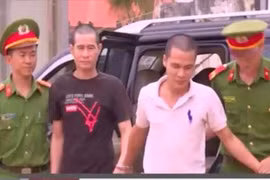 Đak Lak: Bắt 3 đối tượng bóp cổ người đi đường cướp tài sản