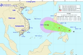Bão Haikui sẽ đi vào Biển Đông, vùng tâm bão gió giật cấp 12