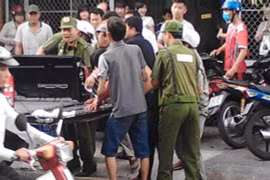 Sát hại vợ tại quán ăn