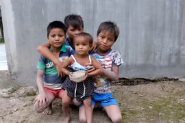 Cần lắm những vòng tay