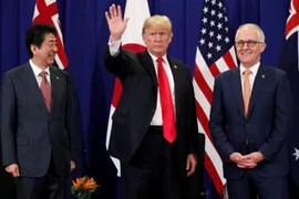 Lãnh đạo Mỹ-Nhật-Australia thảo luận về Triều Tiên bên lề hội nghị ASEAN