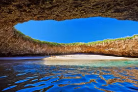 10 bãi biển đẹp nhất hành tinh