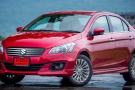 Suzuki Ciaz RS bản nâng cấp trình làng