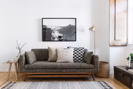 Không gian sống 50 m² của cô gái trẻ độc thân