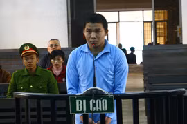 Quen qua mạng, cháu gái 12 tuổi bị hiếp dâm