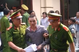 Bị truy sát vì can nhóm giang hồ đánh nhau