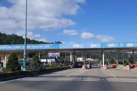 Giảm phí phương tiện lưu thông trên tuyến cao tốc Liên Khương-Prenn (Đà Lạt)