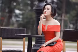 Cũng có lúc BTV Hoài Anh gợi cảm nhường này